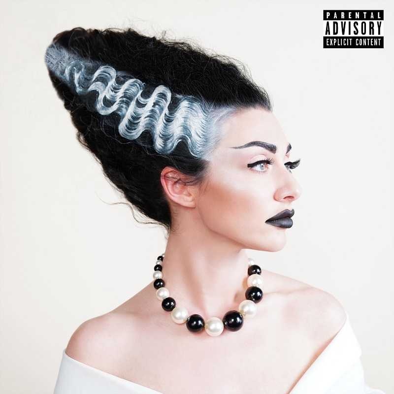 Qveen Herby - Chakras